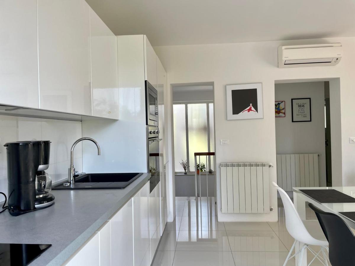 Apartments Bloom Near The Beach Poreč Exterior foto