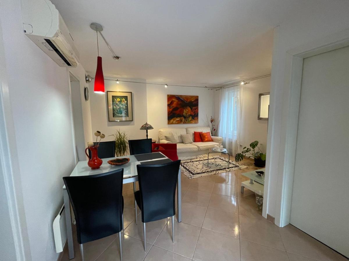 Apartments Bloom Near The Beach Poreč Exterior foto